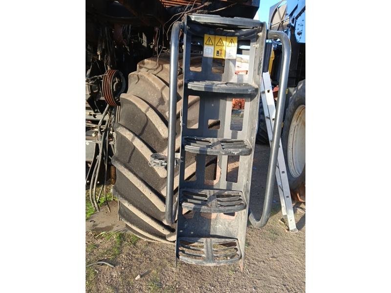 Echelle moissonneuse batteuse pour NEW-HOLLAND CR 8080