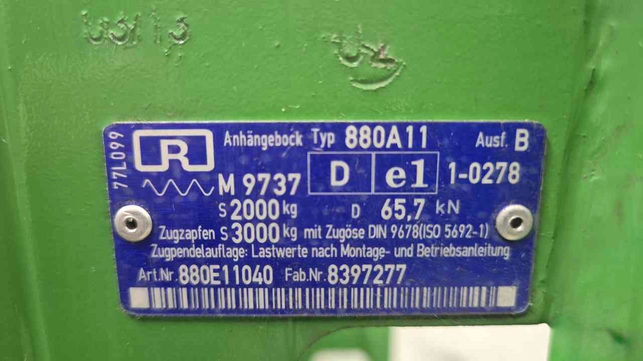 Châssis d'attelage John Deere Rockinger avec Piton-Fix JD 5020 et 5R Composé de (Barre d'attelage, chariot, échelle, rail, rail de barre d'attelage)