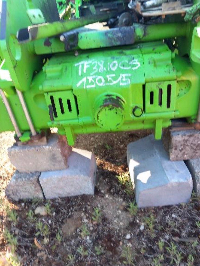 Couple conique pour MERLO P38.10