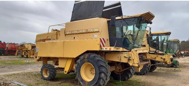 Toutes les pièces sont disponibles pour tracteur NEW-HOLLAND TX 36 NEW-HOLLAND TX 36 En stock.