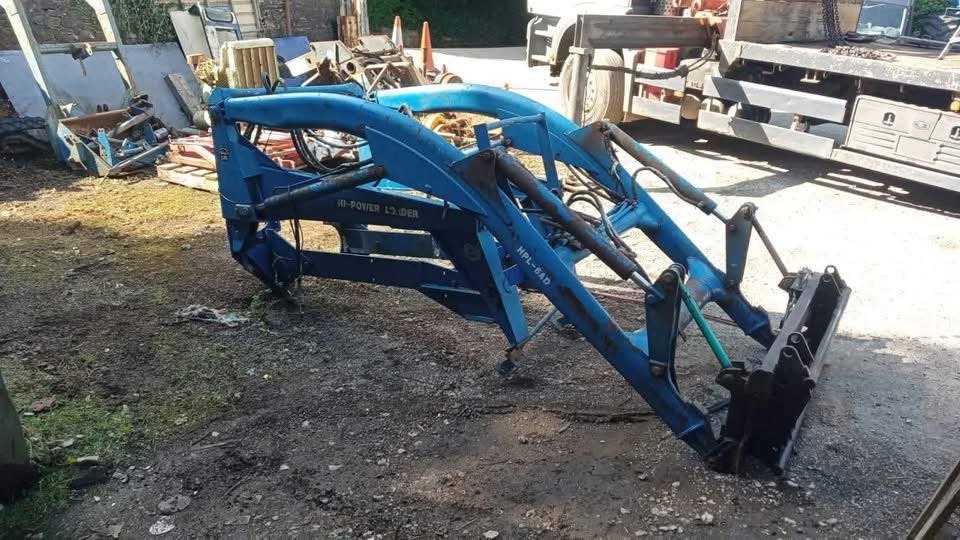 Chargeur pour tracteurs Ford