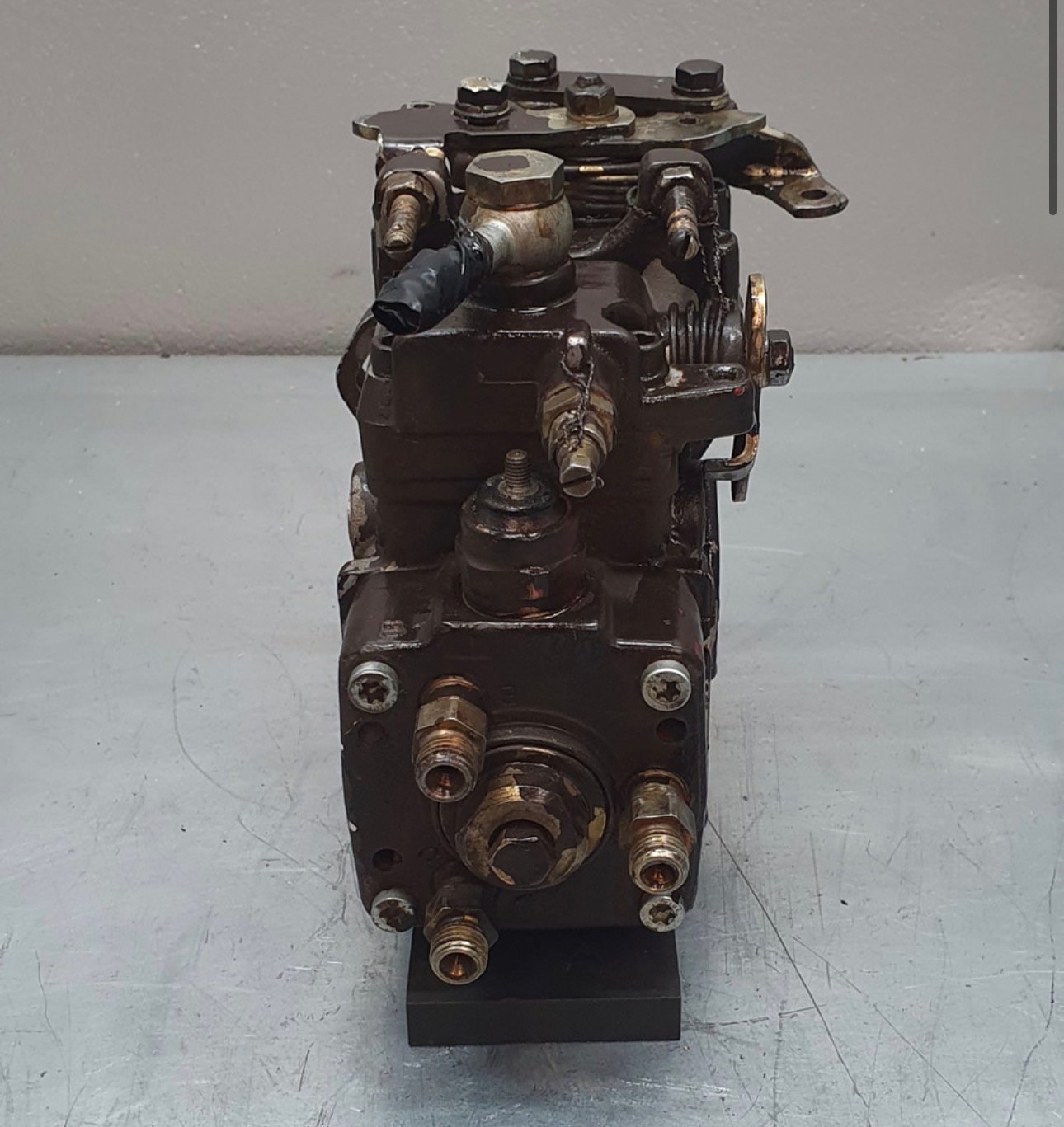 POMPE INJECTION FIAT 5586 3 CYLINDRES.