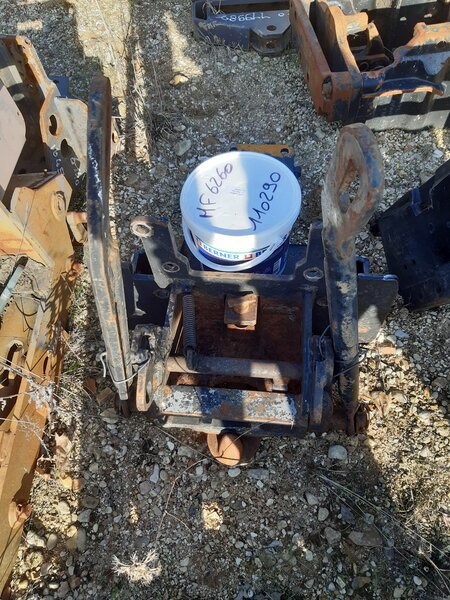 Attelage pour MASSEY FERGUSON 6260 MASSEY FERGUSON 6260 En stock.